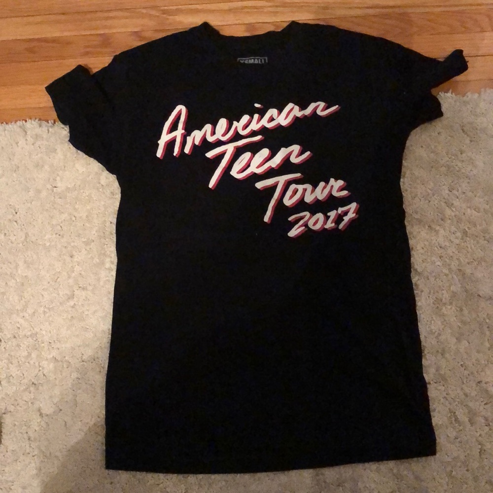 Khalid concert t-shirt